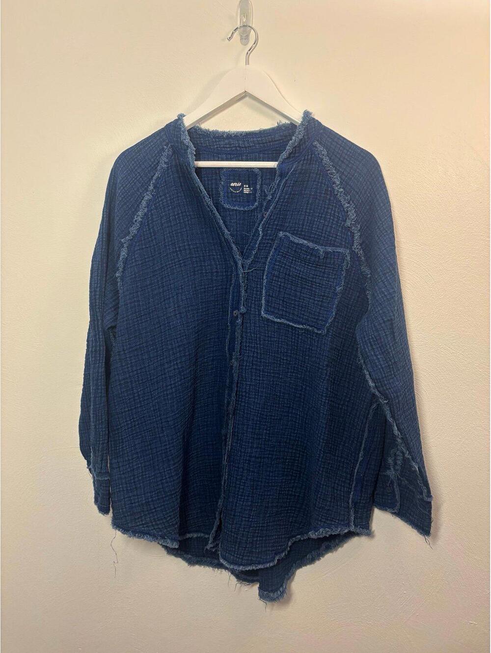 Aerie Pool To Party Button Shirt Size Medium